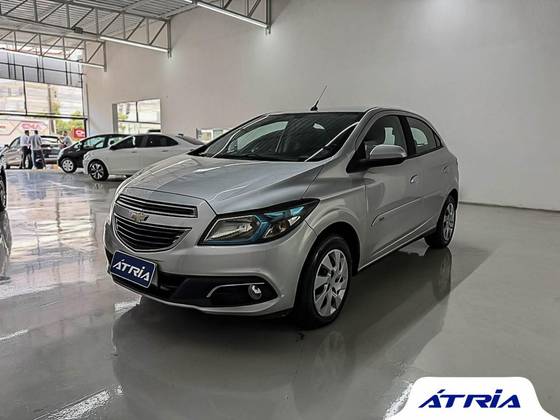CHEVROLET ONIX 1.4 MPFI LTZ 8V FLEX 4P AUTOMÁTICO CHEVROLET ONIX 1.4 MPFI LTZ 8V FLEX 4P AUTOMÁTICO
